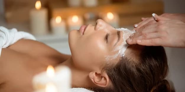 Moya's Custom Facial Special