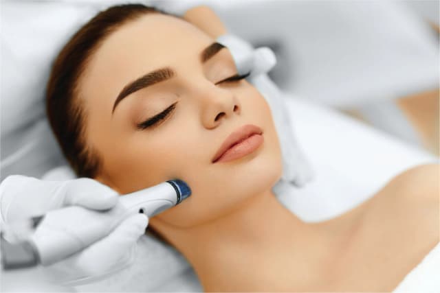 Collagen Infused Microcurrent Treatment