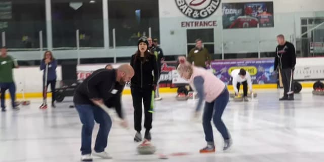 Learn to Curl Class for Two