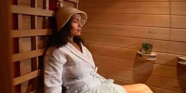 Four 20-Minute Infrared Sauna Sessions