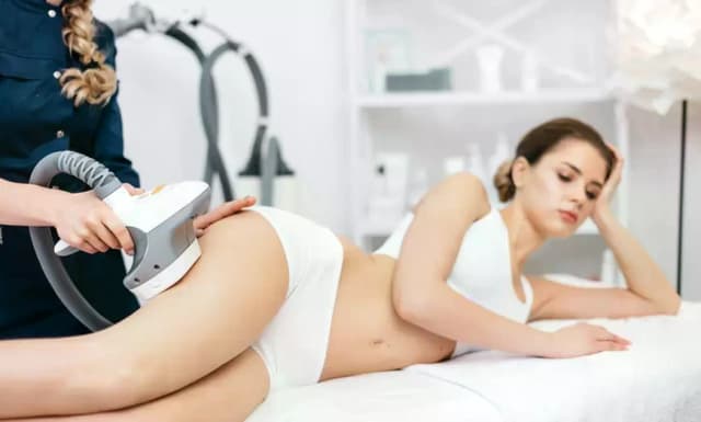Double Chin Treatment - One Laser Lite Lipo, One Therma Lift Radio frequency and One Ultra Lift Treatment.