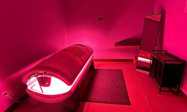One Red Light Bed Session with Tanning