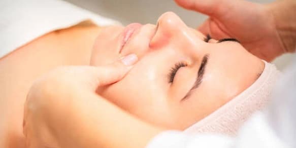 Lymphatic Drainage Massage for 60 Minutes