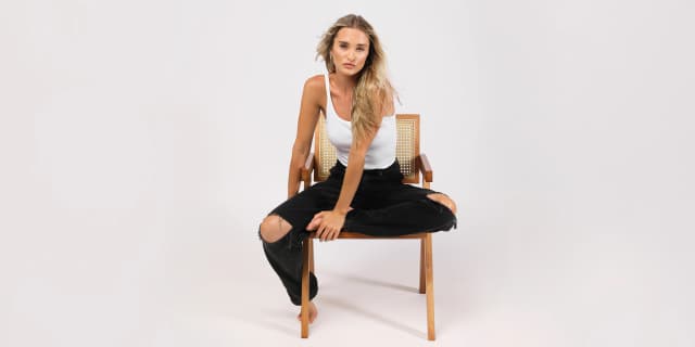 60 Minutes Birthday Photoshoot at a Self-Portrait Studio