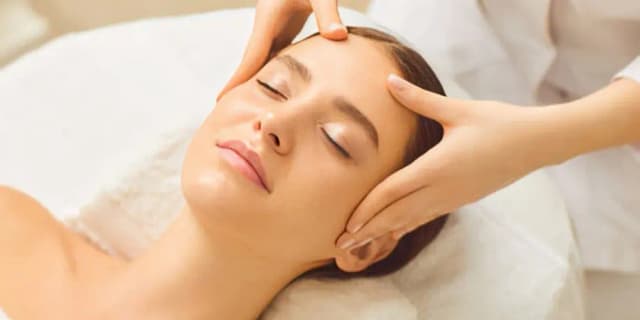 60 Minute Basic Facial