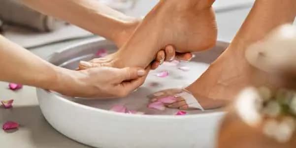Deluxe Pedicure