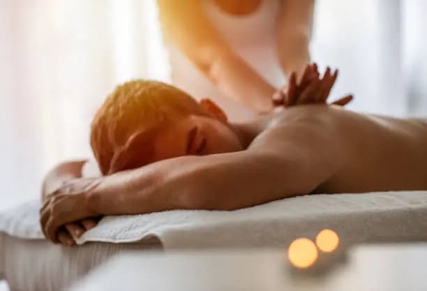 30 Minute Deep Tissue Massage