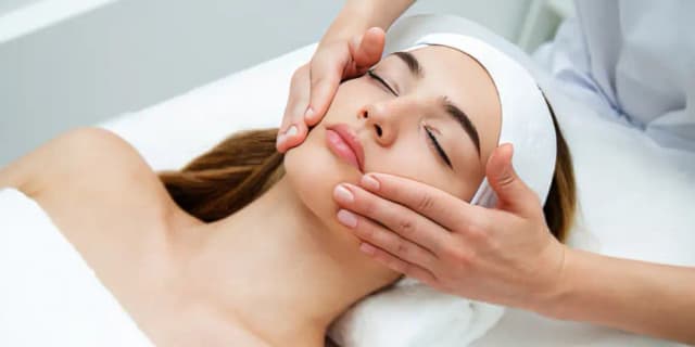 MAUI Facial