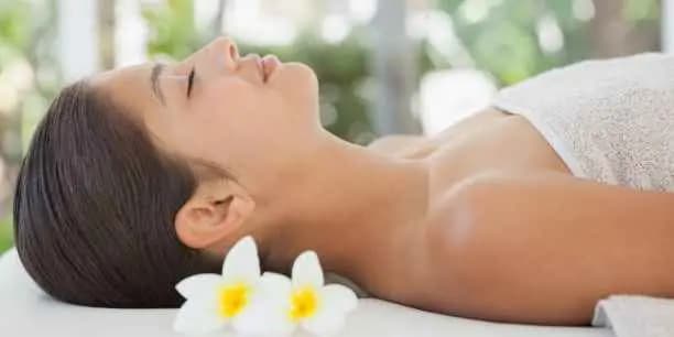 Lomi Lomi Massage