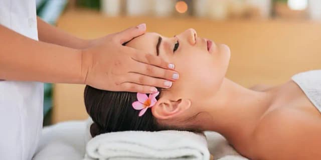 One Face Massage