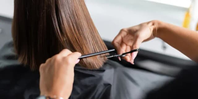 Women’s Haircut