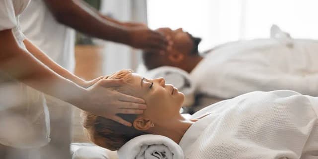 90 Minute Couple Massage