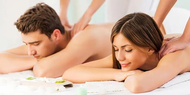 60 Minute Couple Massage
