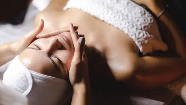 Hydrating Facial